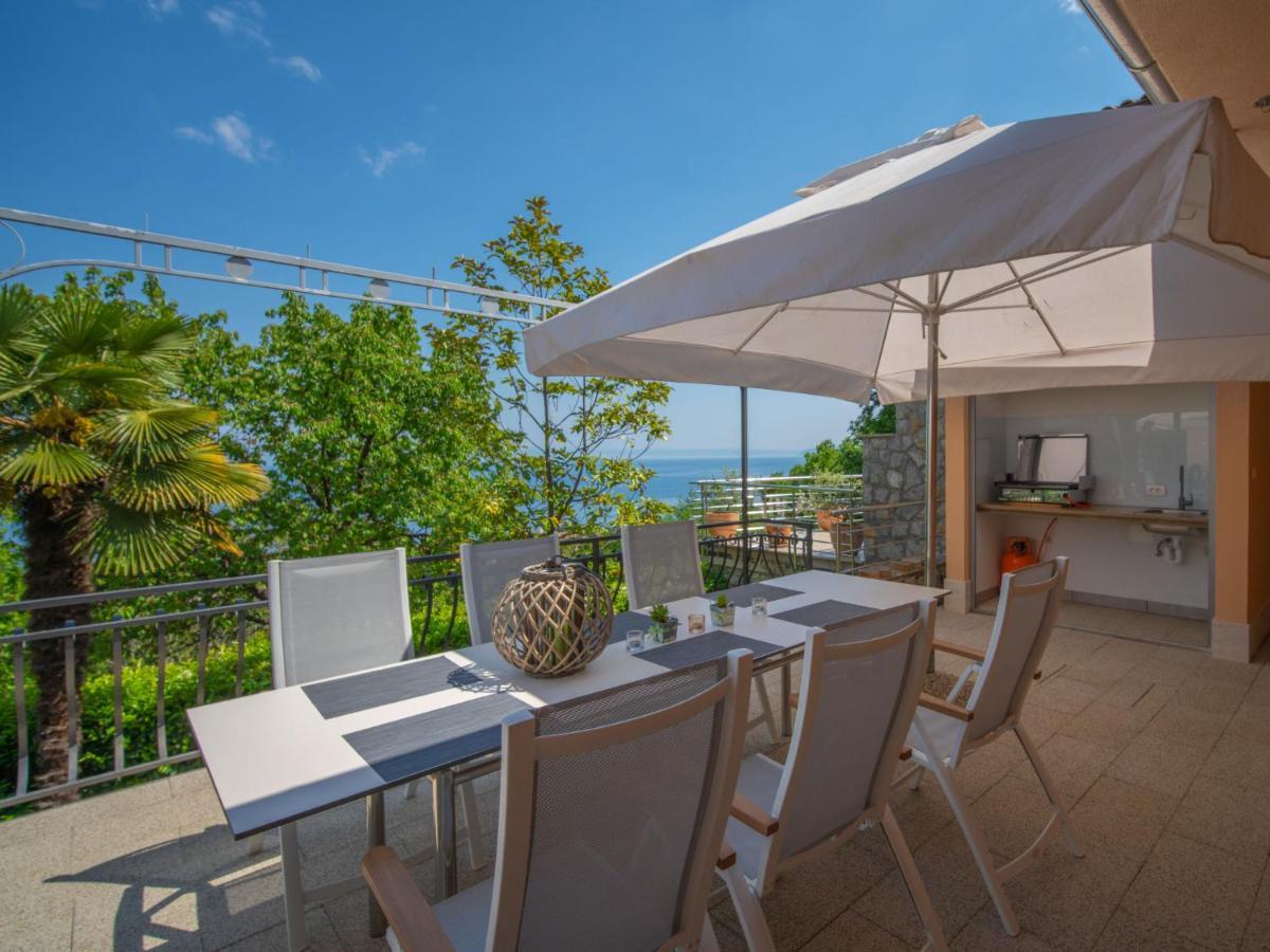Holiday Home Nikolina By Interhome Ловран Екстериор снимка