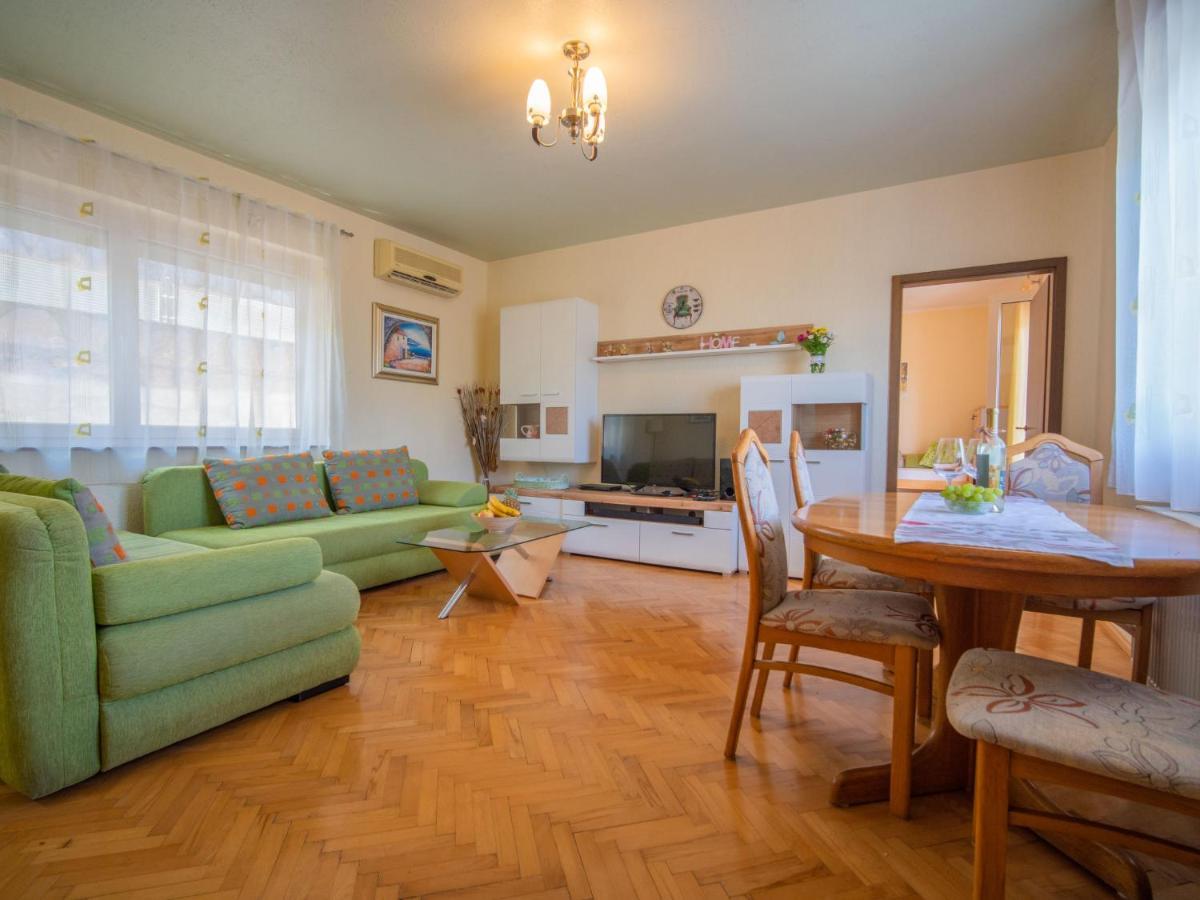 Holiday Home Nikolina By Interhome Ловран Екстериор снимка