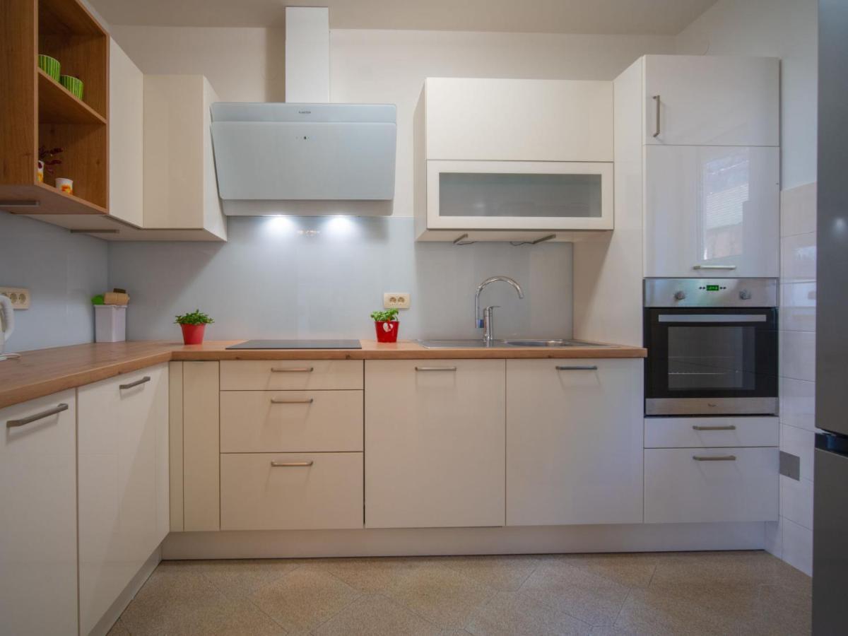Holiday Home Nikolina By Interhome Ловран Екстериор снимка